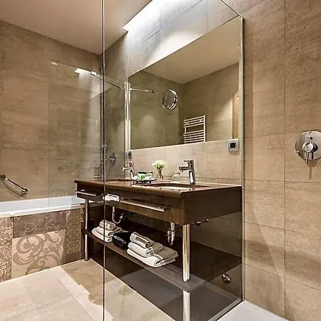 Plaza Duce Hotell